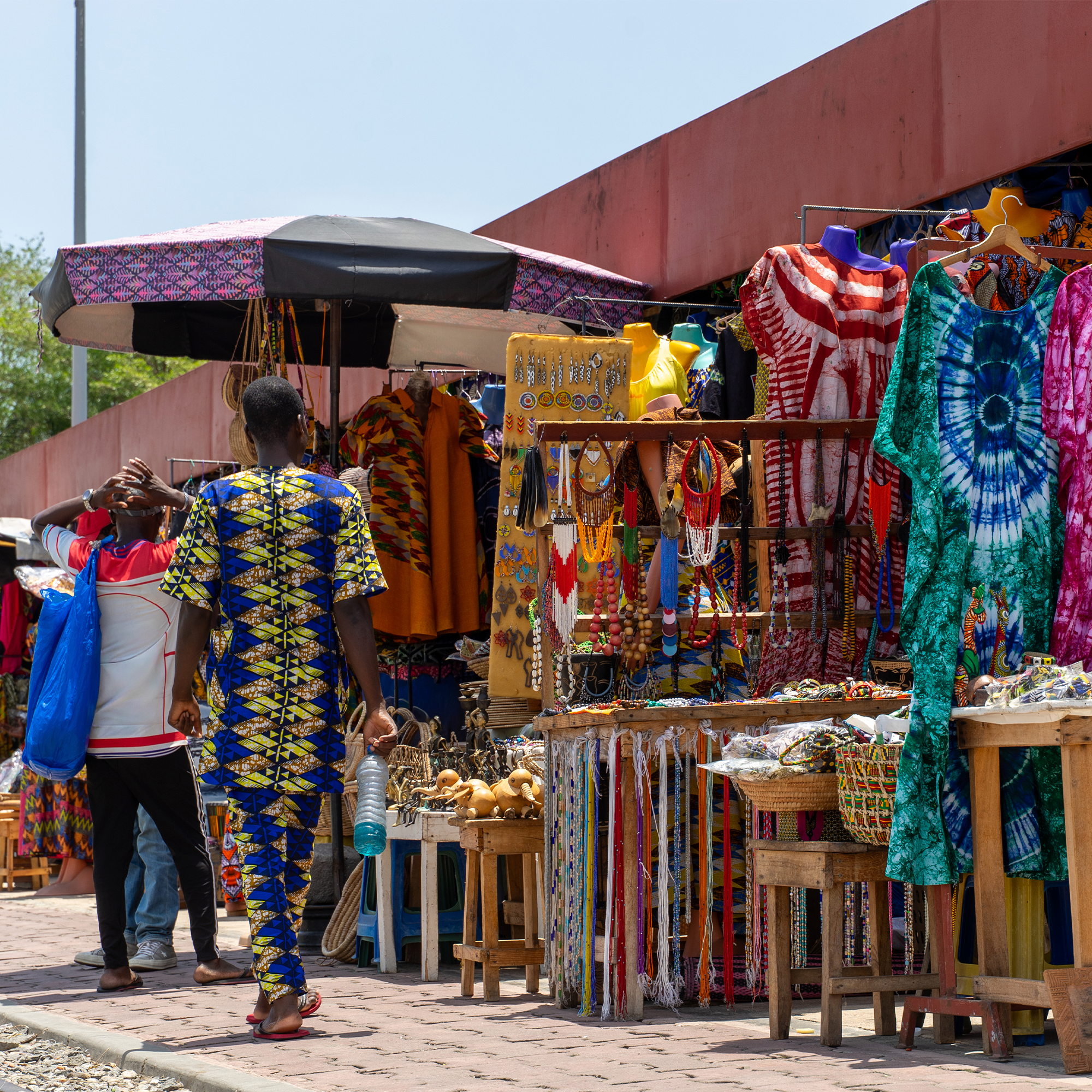 S7 Ep37: Why businesses stay small in emerging markets