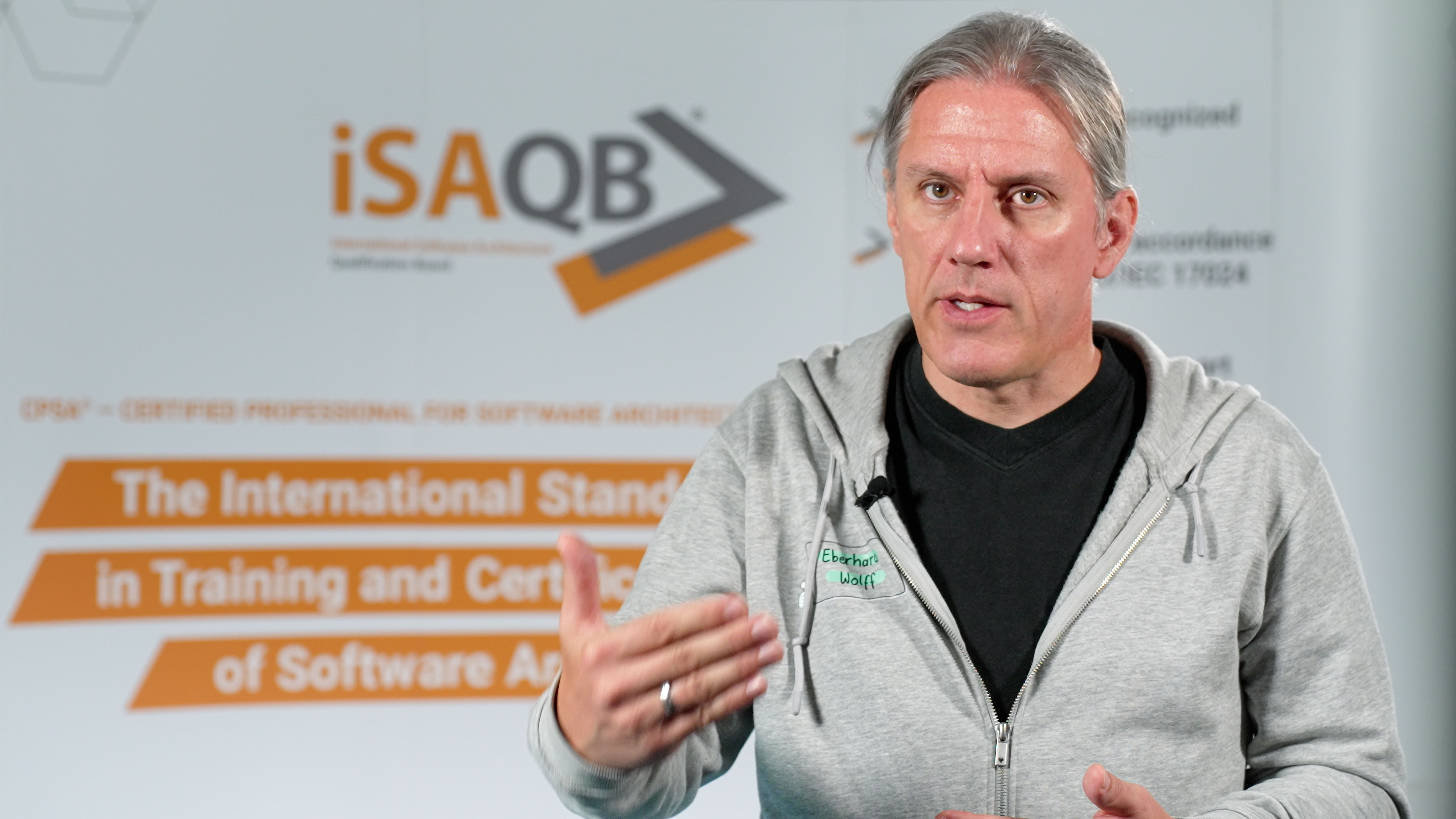How do you develop flexible architectures?
The iSAQB® – International Software Architecture Qualification Board  FLEX curriculum shows modern architecture such as microservices, moduliths, and self-contained systems.
https://youtu.be/6MSPgachlmY
Here are my FLEX trainings at socreatory https://www.socreatory.com/en/trainings/flex
Picture: iSAQB® – International Software Architecture Qualification 
