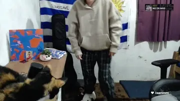 CHINA  SE ARRODILLA IMPLORANDO PERDON A SU DIOSA