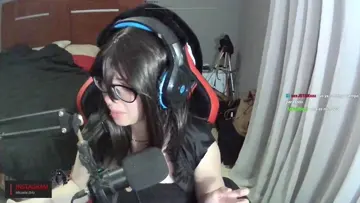 ME PONGO ROJA POR COMENTARIO DEL CHATXD