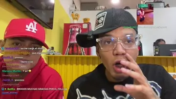 ESCUCHA LIMONAGRIO  Y SE IMAGINA A PIKI