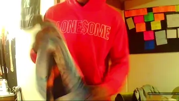 Follow Me @longlivemadukes On Twitter ! 