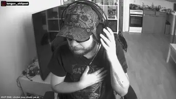 Vyjádření proč mám scuffed mikrofón