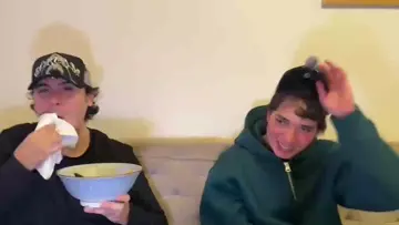 Tu compa que es la máquina de chambeo 😂😂😂