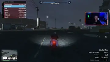 no vio el poste jajajajaj