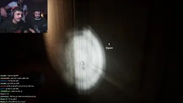 غرفتها حلوه