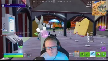 WHEN YOU RUN OUT OF AMMO ... WORST TIMING