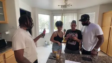 Chasi / Snack Face hits a lick on the click