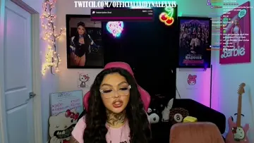 jaidyn addressed Nevaeh about posting PinkFace 