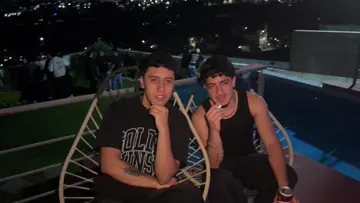 UNA BONITA HISTORIA DE AMOR 