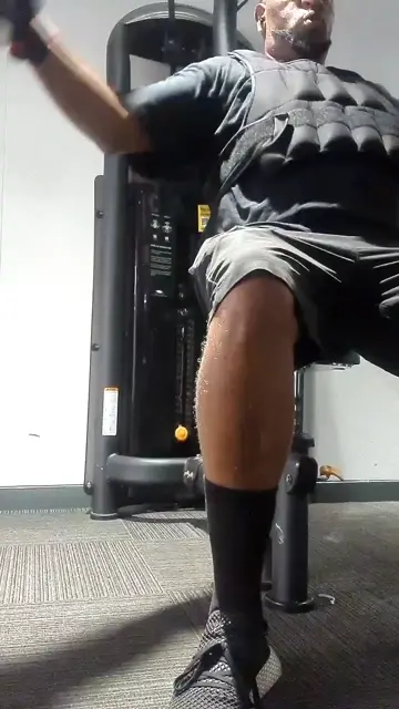 lift the entire rack like its nothing 