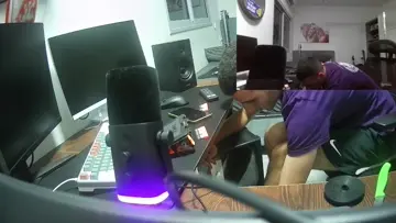 נשבר הזכוכית של המחשב