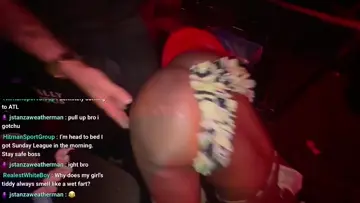 STRIPPER DOES HANDSTAND