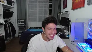 Yo viendo a mi bro con la 10/10