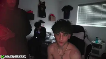 😂😂