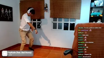 Sam la saco del estadio con este pase de baile