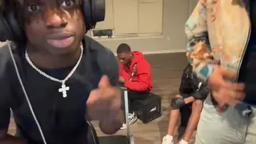 luhboog4 gives motivational speech