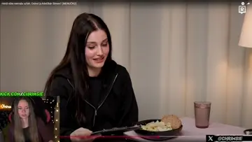 rest opakuje