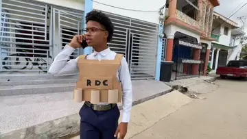SIGUEN LOS NEGOCIOS