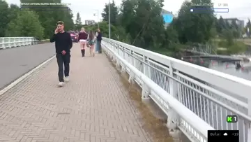 pikku epeli kävi kiinni tönäsin piti valmiina
