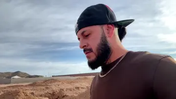 Its Hot In Arizona 🤣