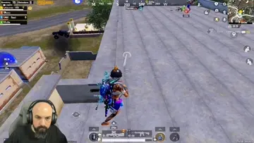 هل شاهدت نيد مدهونة لبنة قبل هيك؟ شوف واحكم
