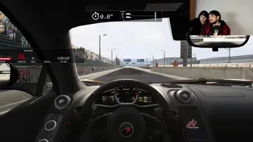 POV: TU AMIGO ES ANSIOSO Y DEJA GANAR A UN GTR35
