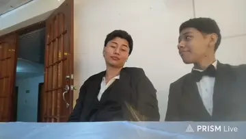 Yo y mi bro en unos 15  (calificando bandidas)