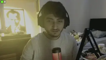 altına sıctı