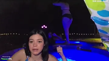 CLAPPING CHEEKS