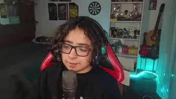 4 viewers