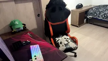 ella entro?