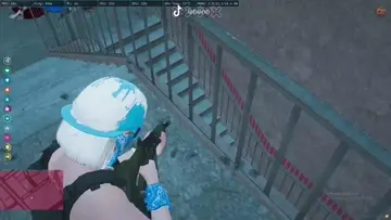 destruida en segundos . .