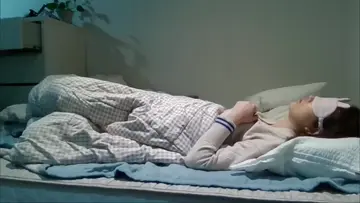 SLEEPING IRL HOME LIVE W#4