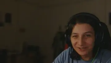 Gözleri derya deniz!
