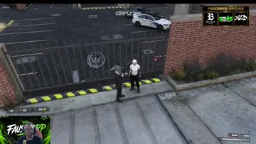 O TRATAMENTO DA POLICIA DO COMPLEXO E DIFERENCIADO