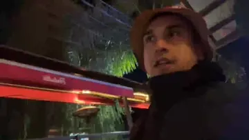 El que se mueve es gay jajajajajjajaja