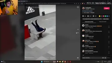 Era por la chimenea, Santa xd