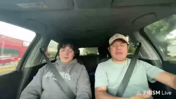 se pelean por la hamburguesa 