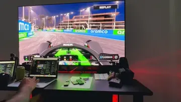 f1 crash kick car
