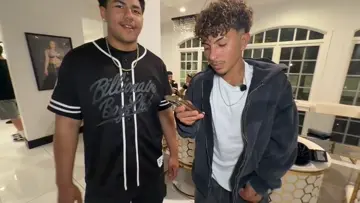 POPSDIDDAT with the blower 😂