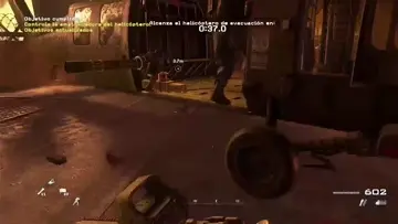 💥 “¡Modo Rambo en el helicóptero! 🚁