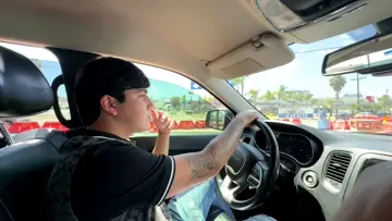 dos besos en mi muñeca