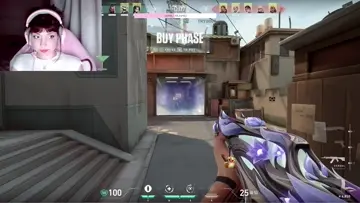 SHE IS GOT MEEE SPIIINNNIINNN !in | Clip