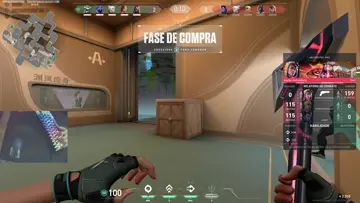 segurando o bomb de jett