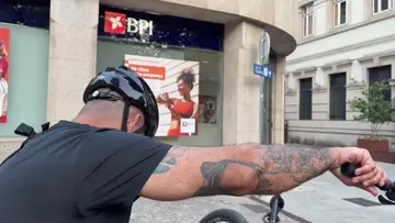 Todo feliz com a bike nova!
