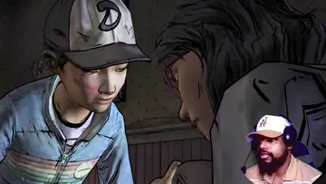 Clem save Sarah from walkers
