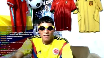 Nuevo setup mundialista. ¿Será que este tipo sa...