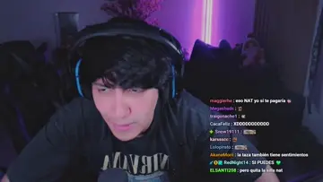 mi compa el que se cree muy onichan bailando ; )