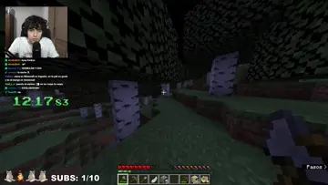 zombie piola a luis contra un arbol